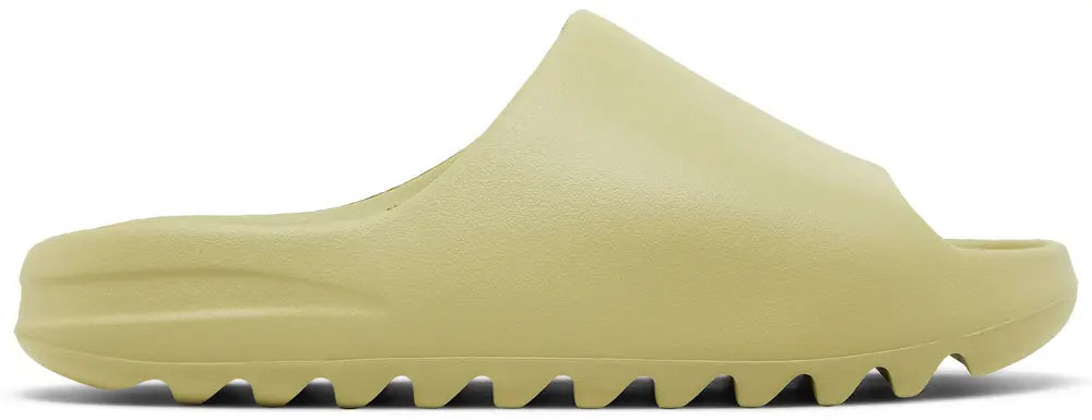 Yeezy Slides 'Resin' 2022