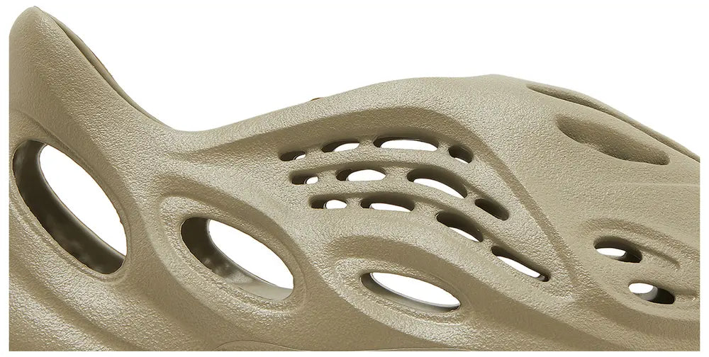 Yeezy Foam Runner 'Stone Salt' 2023
