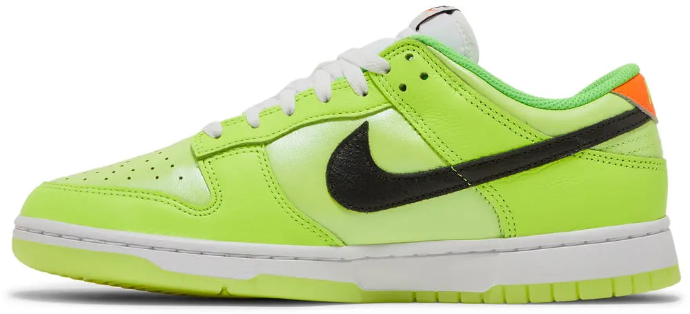Dunk Low SE 'Volt'