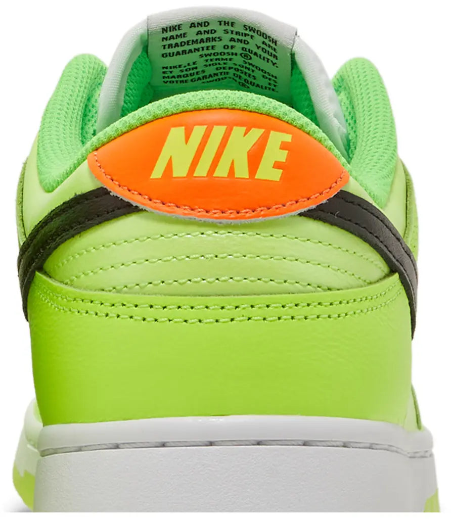 Dunk Low SE 'Volt'