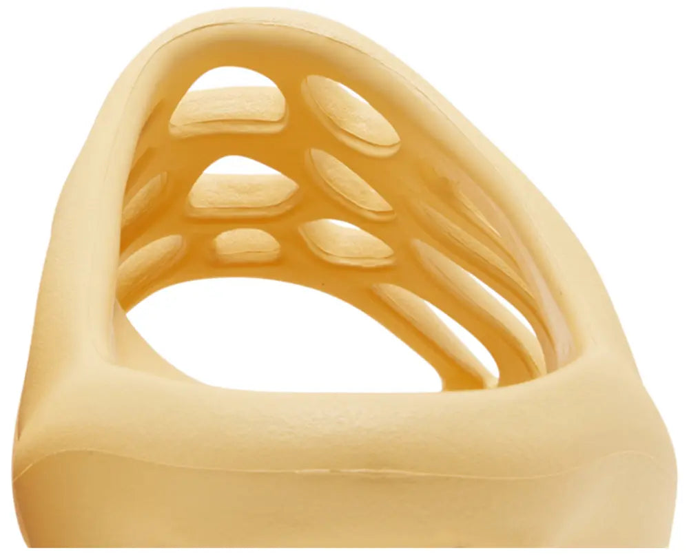 Yeezy 450 Slide 'Cream' 2023