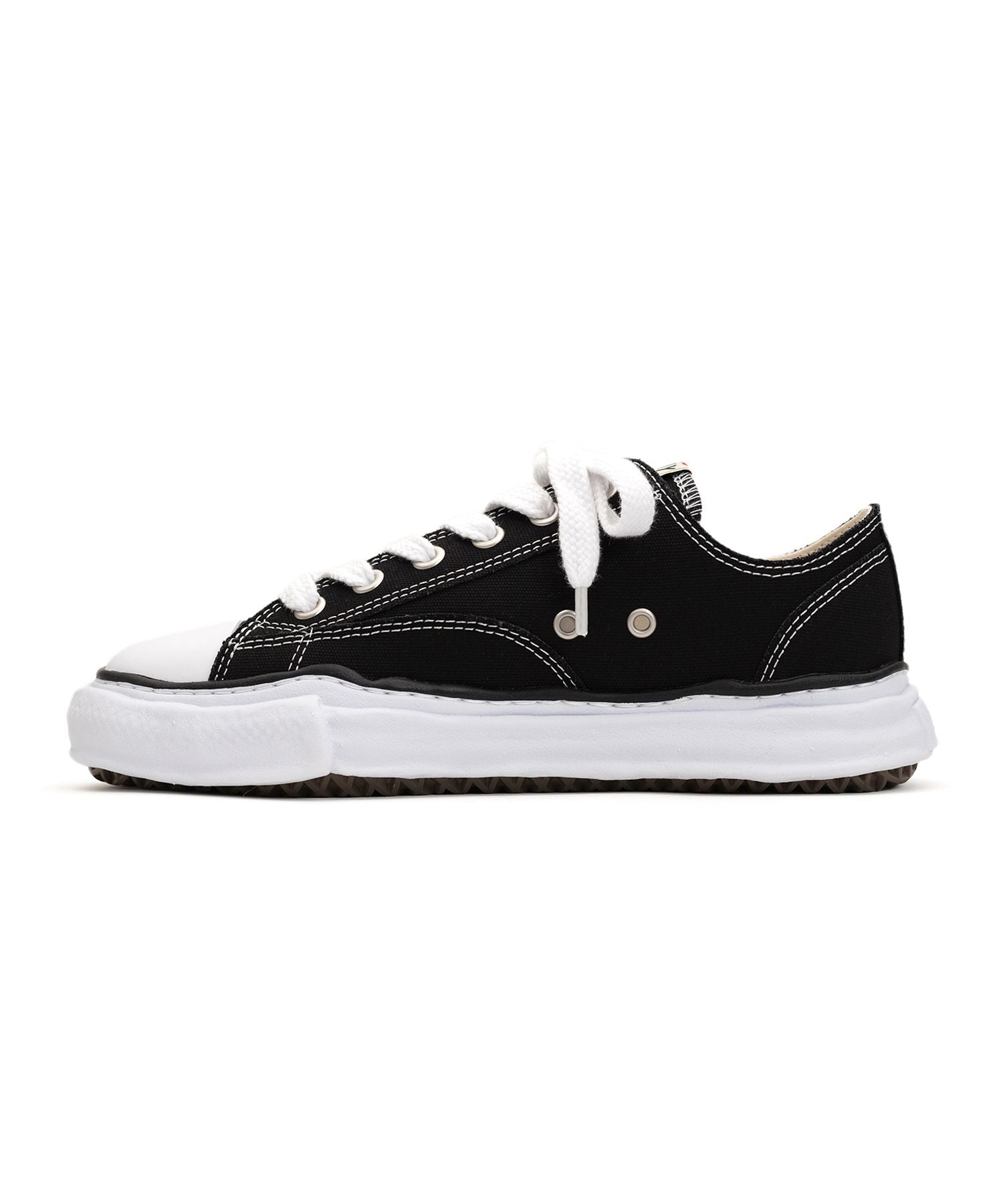 "PETERSON" OG Sole Canvas Low-top Sneaker - BLACK