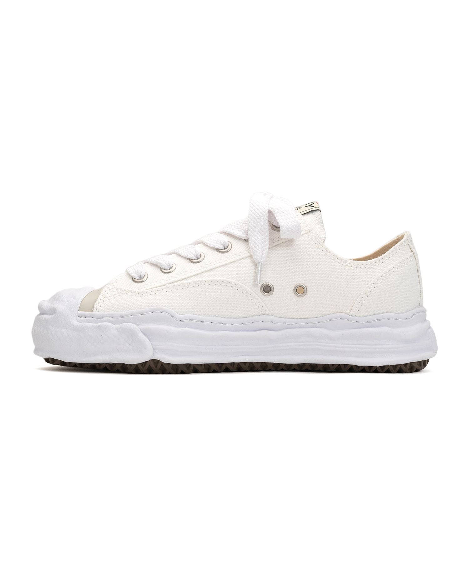 "HANK" OG Sole Canvas Low-top Sneaker - WHITE