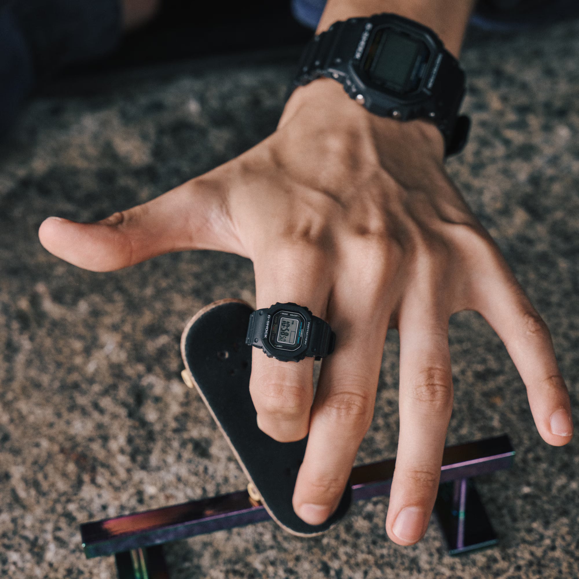 5600 SERIES DWN5600-1 'BLACK'