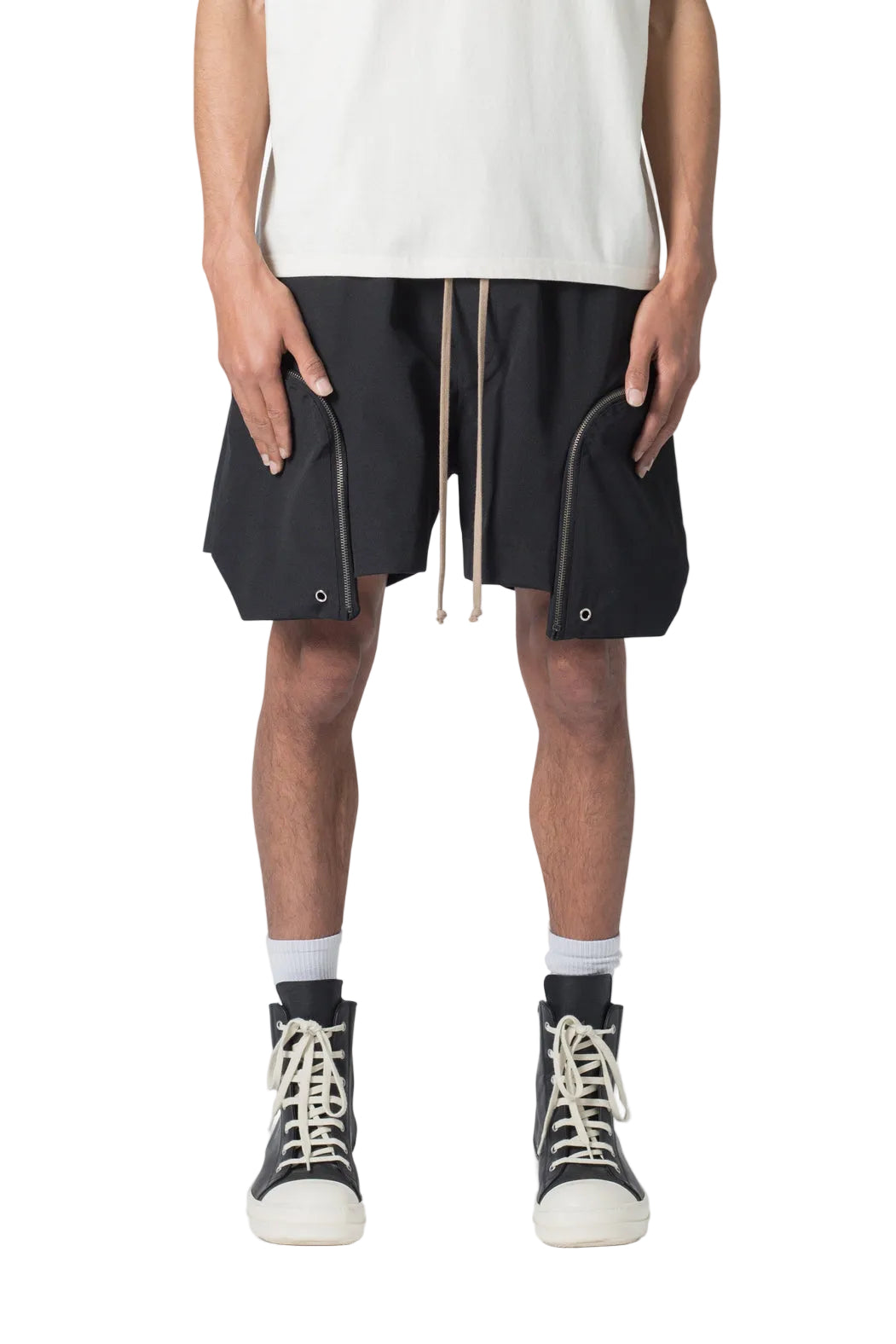 FRONT POCKET GEO SHORTS