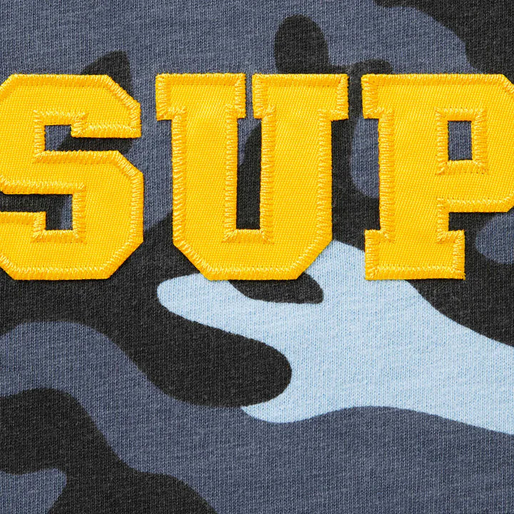 Collegiate Appliqué Short-Sleeve Top 'Blue Camo'