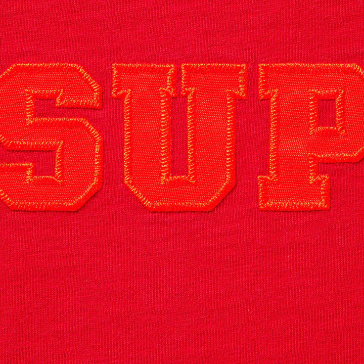 Collegiate Appliqué Short-Sleeve Top 'Red'