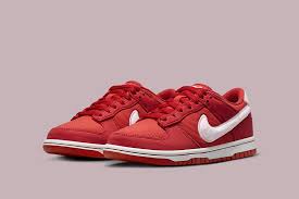 Nike Dunk Low Valentine's Day (2024)