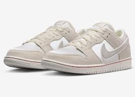 Nike SB Dunk Low City of Love Light Bone