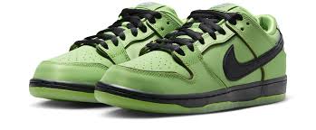 Nike SB Dunk Low The Powerpuff Girls Buttercup