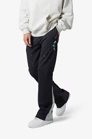 MNML Contrast Bootcut Sweatpants - BLACK