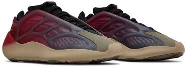 adidas Yeezy 700 V3 Fade Carbon