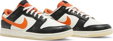 Nike Dunk Low PRM Halloween (2021)
