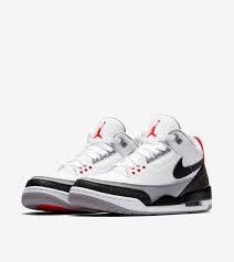 Jordan 3 Retro Tinker Hatfield