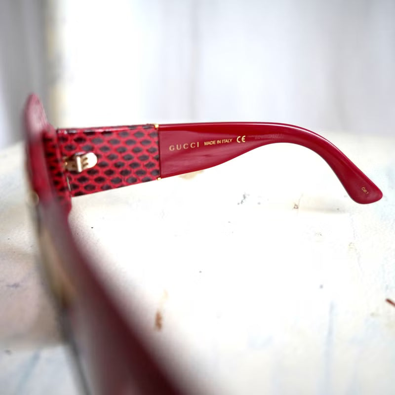 GUCCI red and black snakeskin