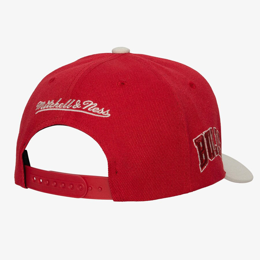 Red Chicago Bulls Off Team Snapback Hat