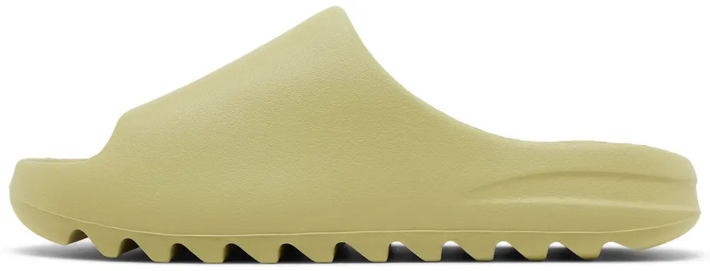 Yeezy Slides 'Resin' 2022