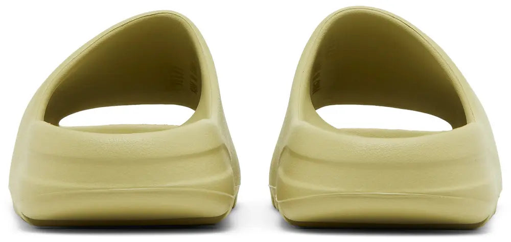 Yeezy Slides 'Resin' 2022
