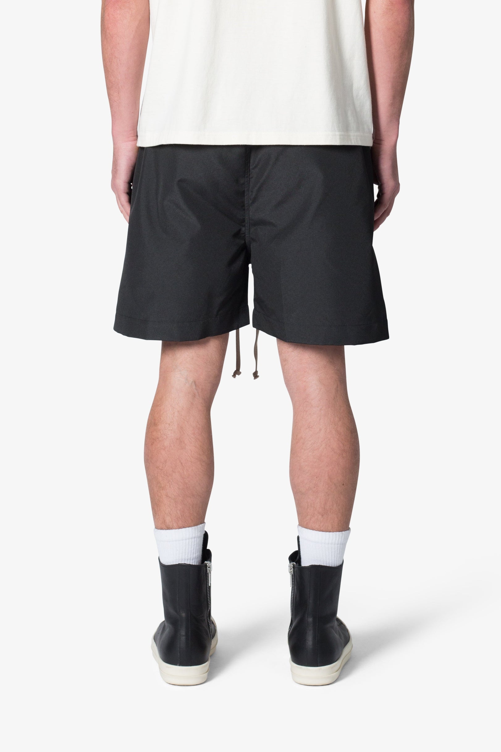 MUD SHORTS 'BLACK'