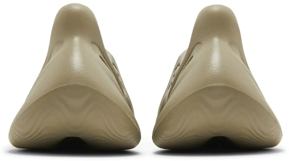 Yeezy Foam Runner 'Stone Salt' 2023