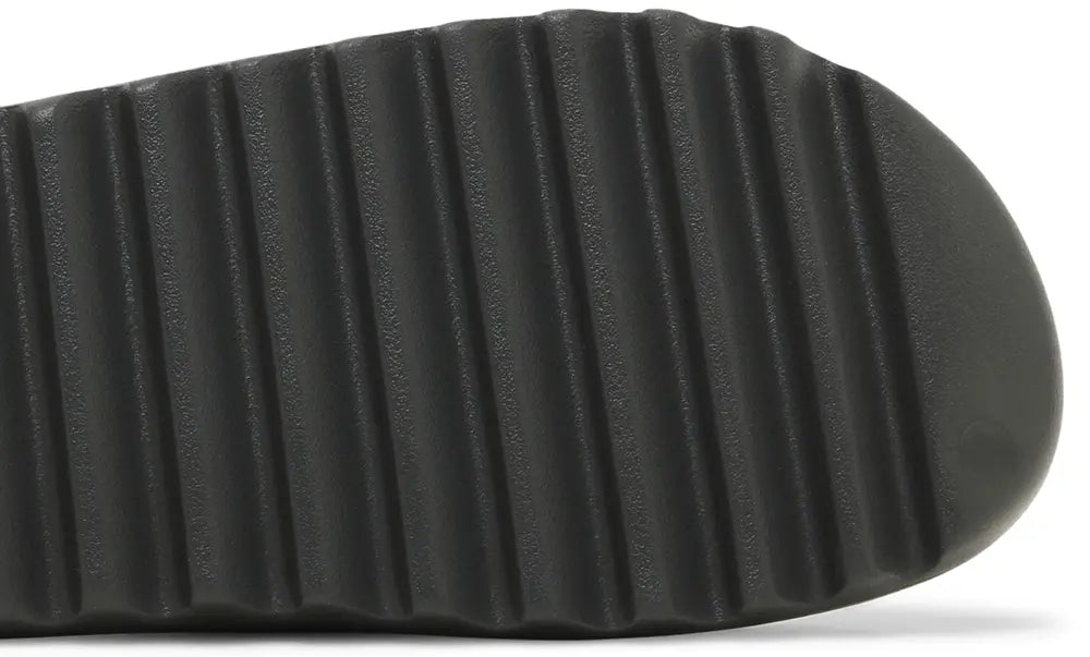 Yeezy Slides 'Dark Onyx' 2024