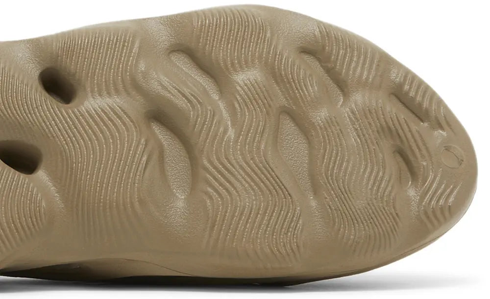 Yeezy Foam Runner 'Stone Taupe' 2023