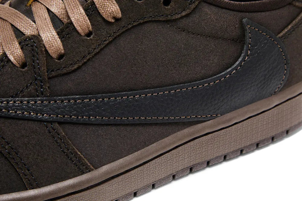 Travis Scott x Air Jordan 1 Retro Low OG SP 'Velvet Brown' 2024