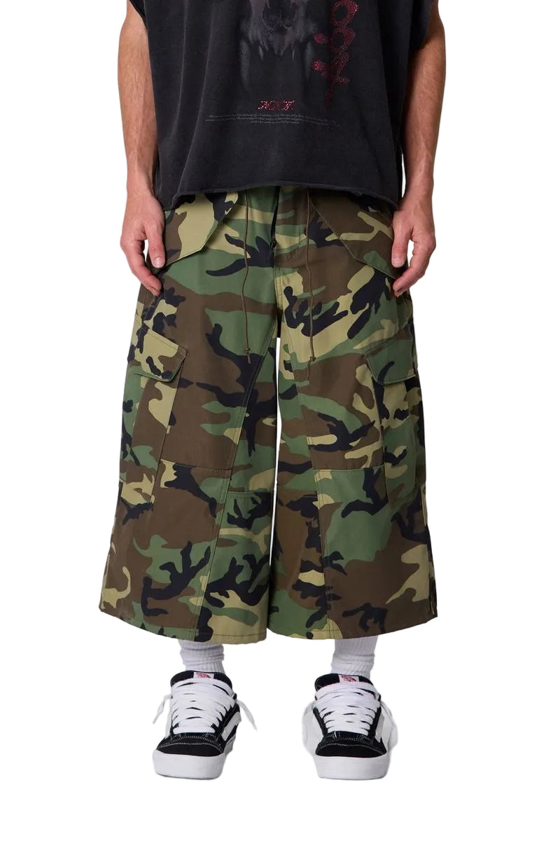 Extra Long Nylon Cargo Shorts - Camo