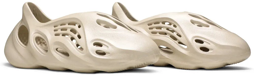 Yeezy Foam Runner 'Sand' 2021
