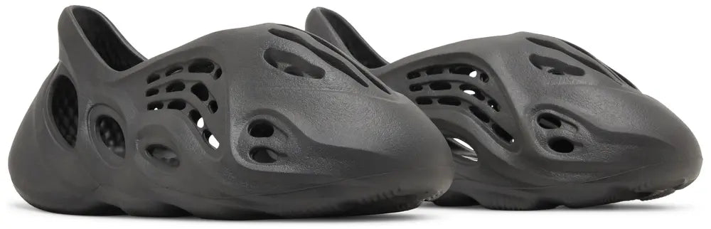Yeezy Foam Runner 'Onyx' 2022