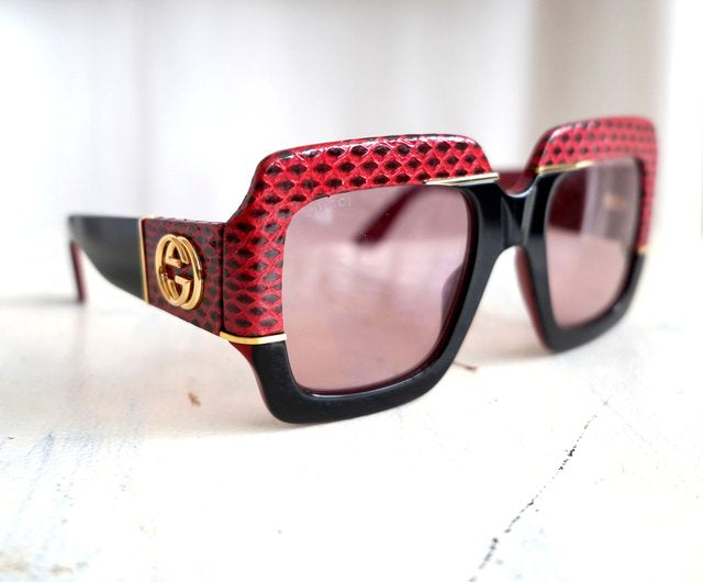 GUCCI red and black snakeskin