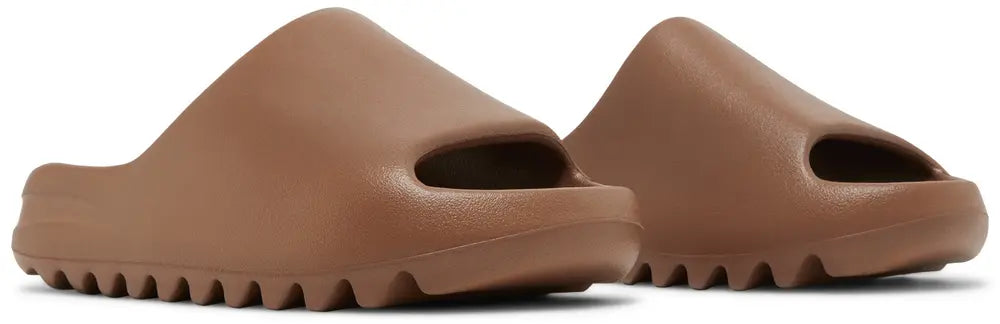 Yeezy Slides 'Flax' 2022