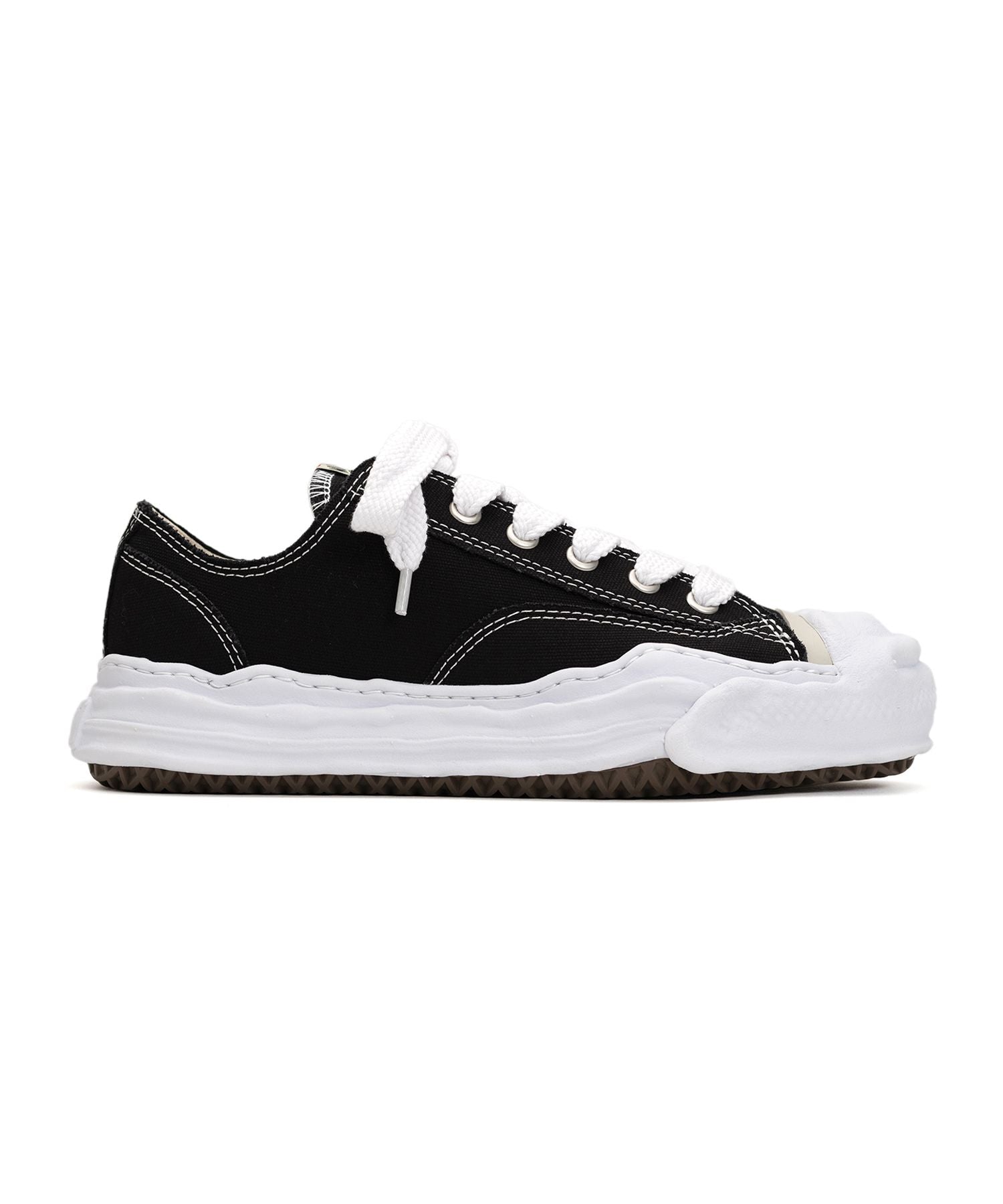 "HANK" OG Sole Canvas Low-top Sneaker - BLACK