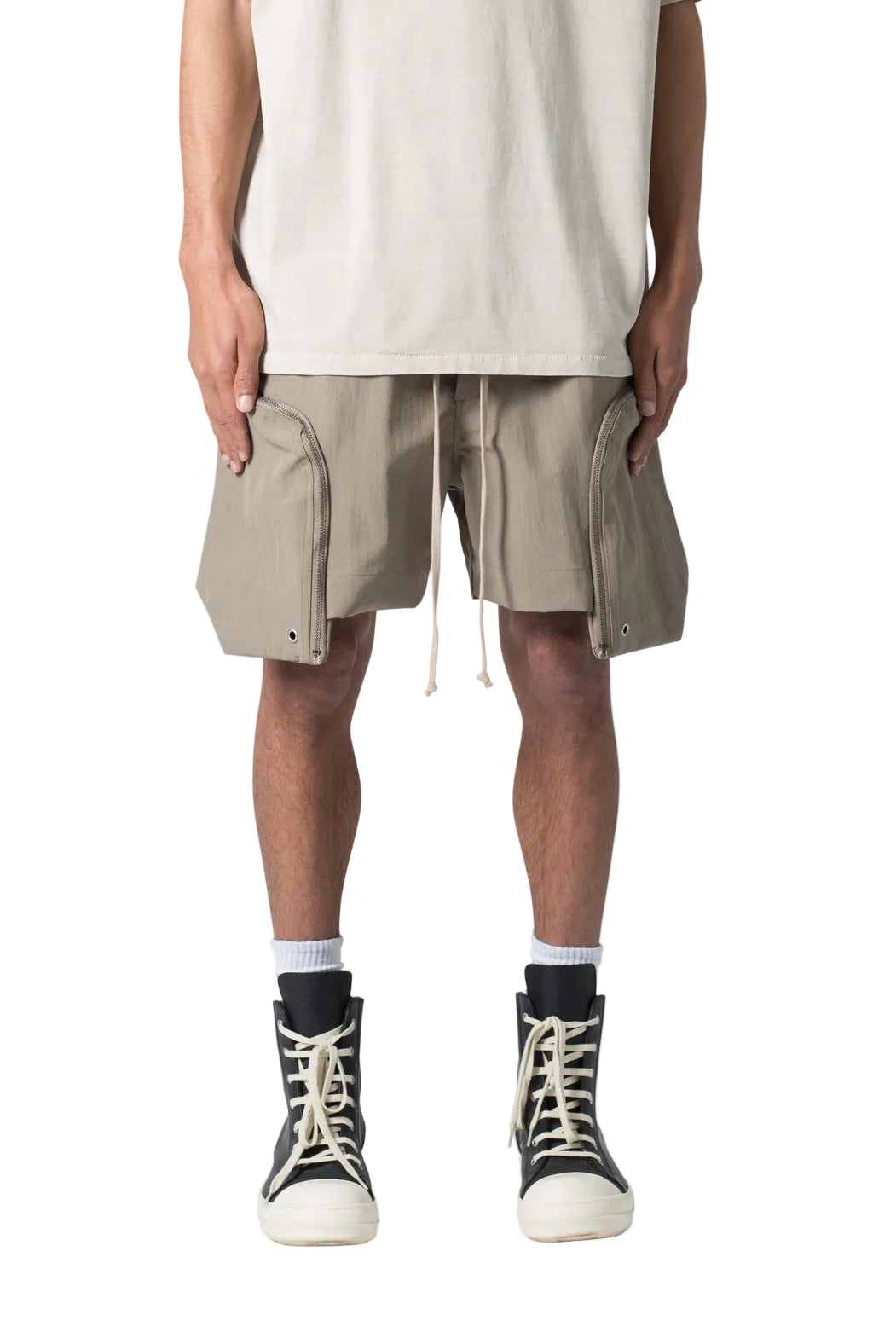 FRONT POCKET GEO SHORTS
