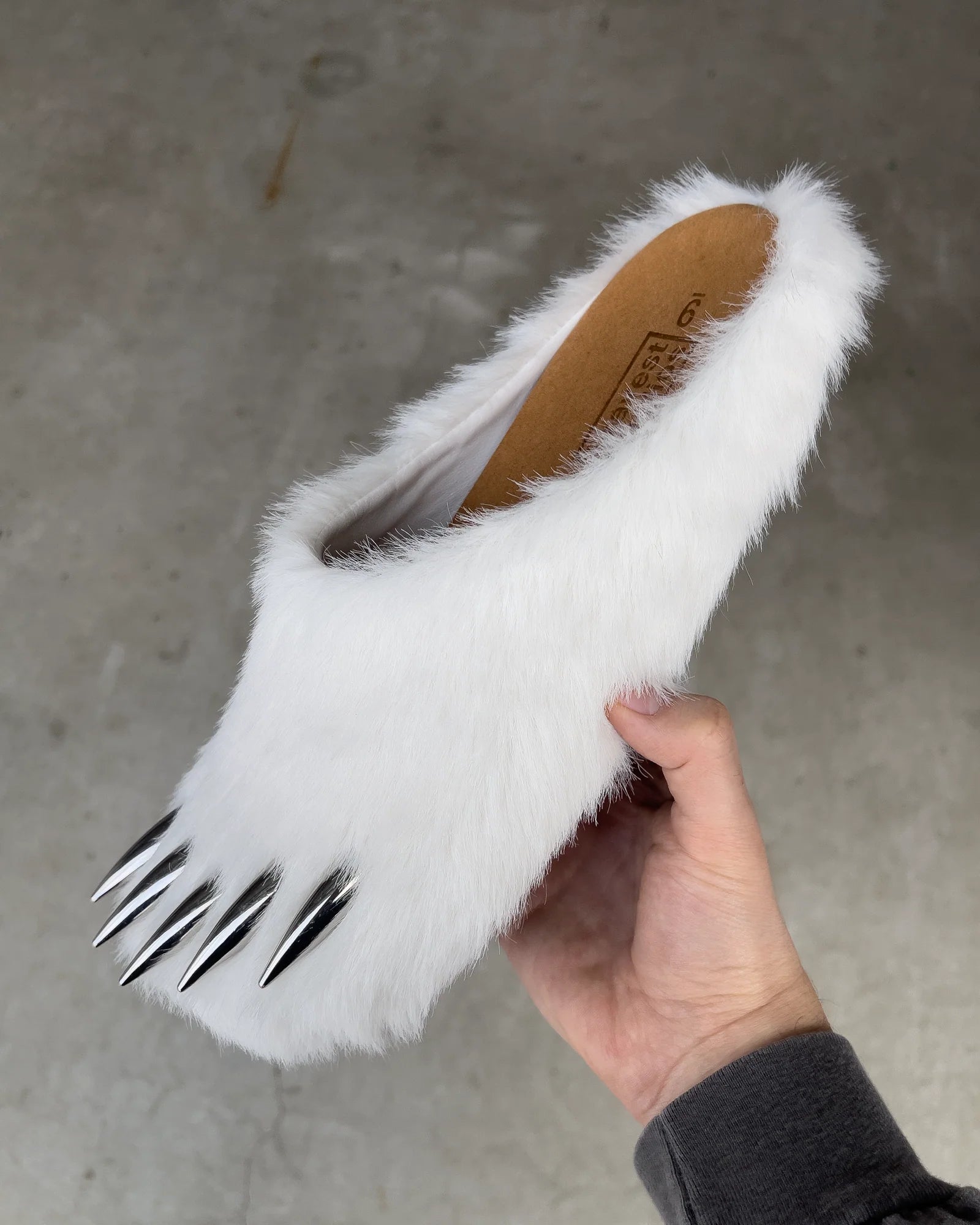 White Bear Claw Mules