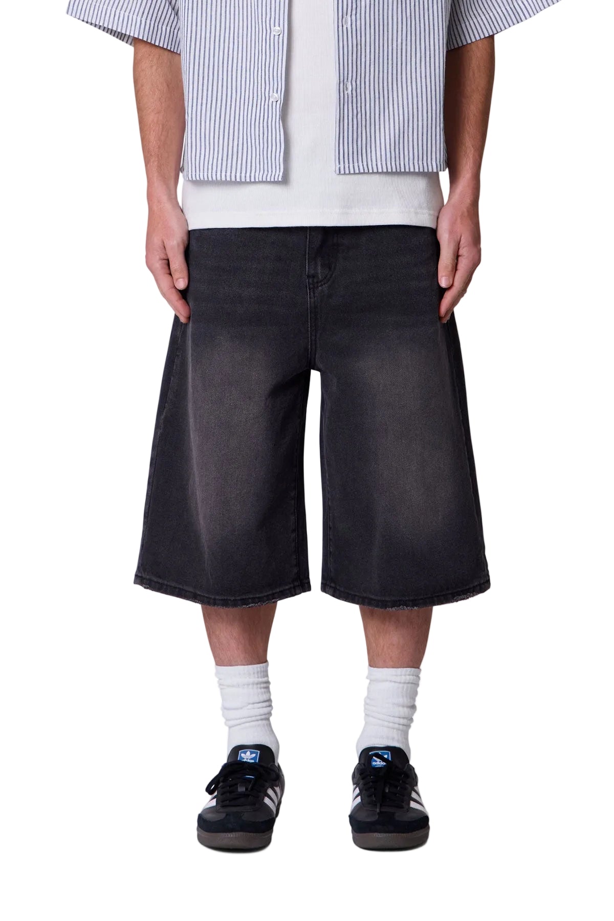 ULTRA BAGGY DENIM SHORTS
