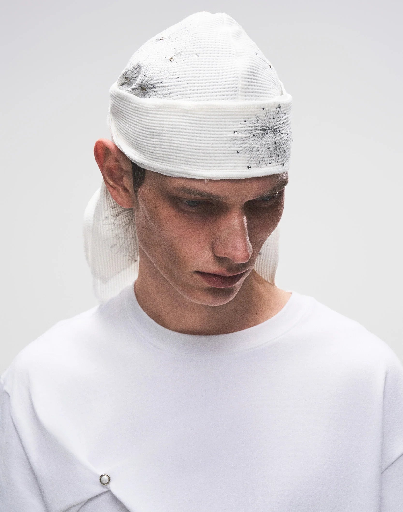 FIREWORKS RHINESTONE DURAG WHITE