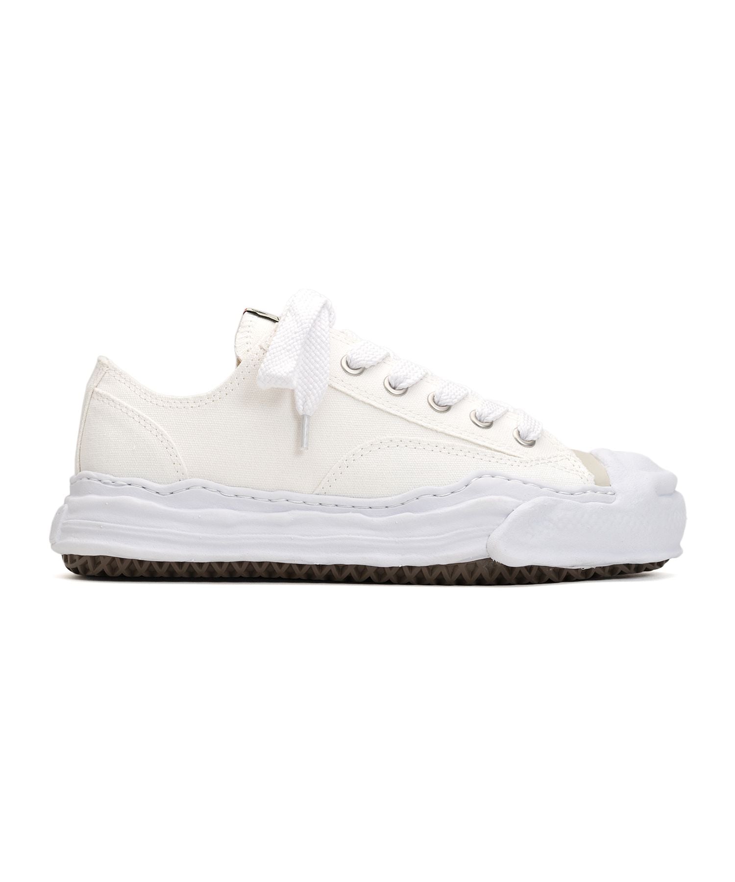 "HANK" OG Sole Canvas Low-top Sneaker - WHITE