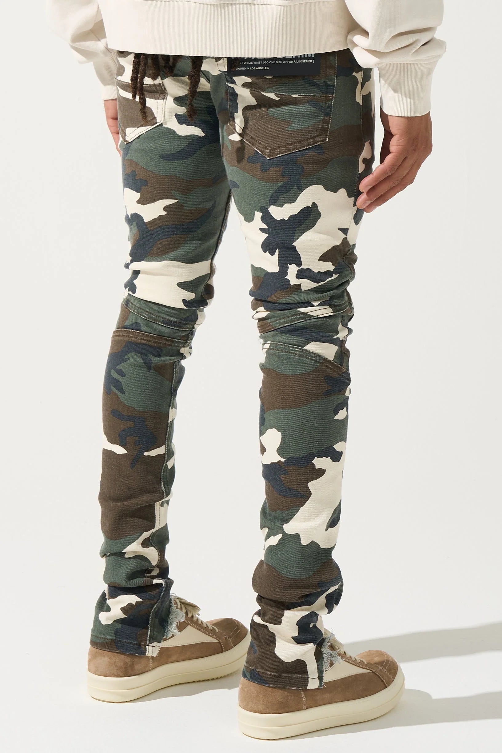 SYNC Jeans